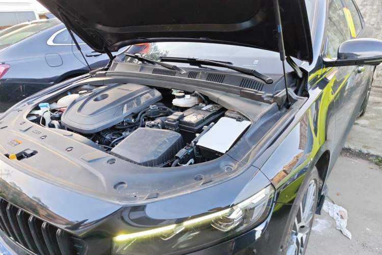 Used Geely Auto Preface 2024 2.0TD Qingyun Edition Engine Bay Left