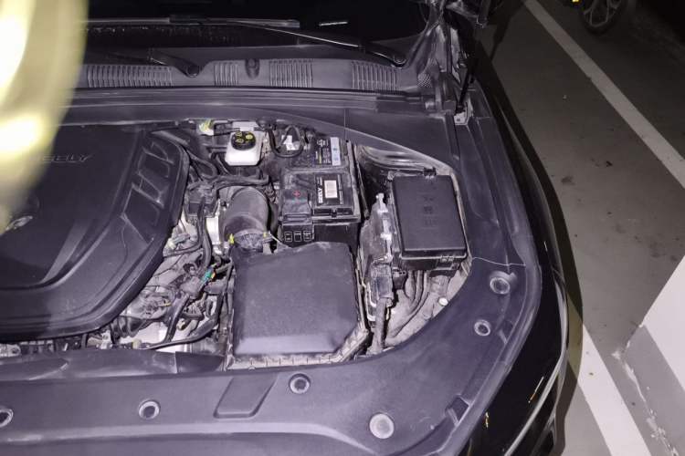 Used Geely Auto Preface 2024 2.0TD Qingyun Edition Engine Bay Left
