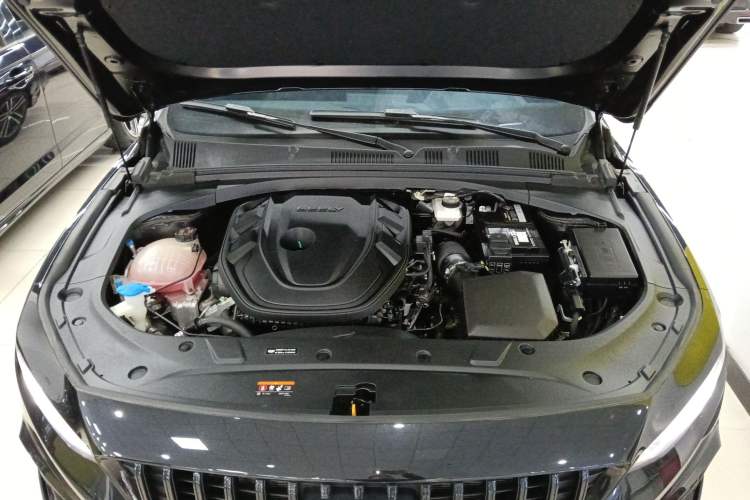 Used Geely Auto Preface 2024 2.0TD Qingyun Edition Engine Bay