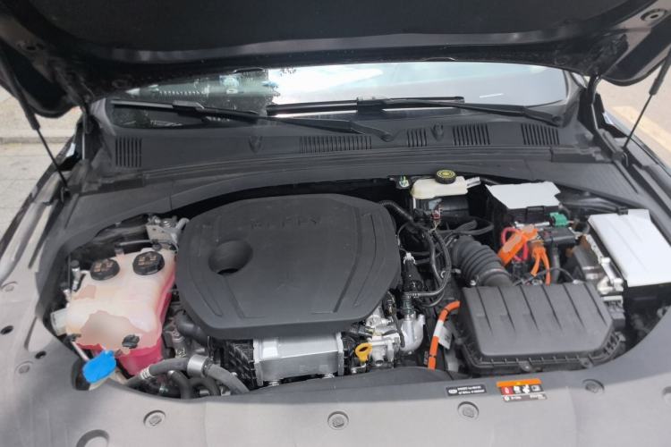 Used Geely Auto Preface 2024 Zhiqing 1.5TD Galaxy Edition Engine Bay