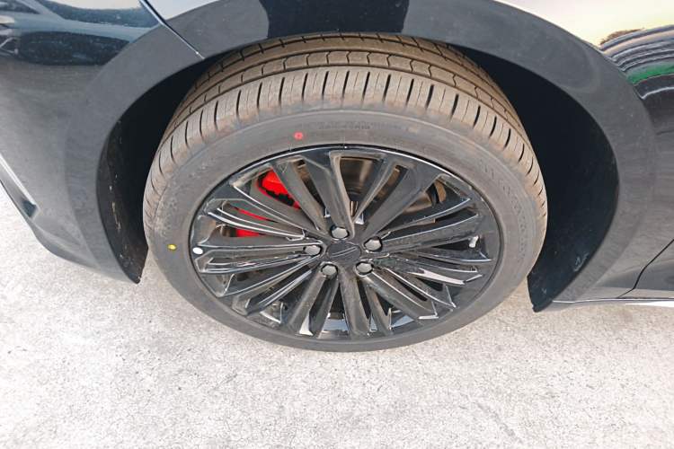 Used Geely Auto Preface 2024 Zhiqing 1.5TD Tiangong Edition Exterior 7