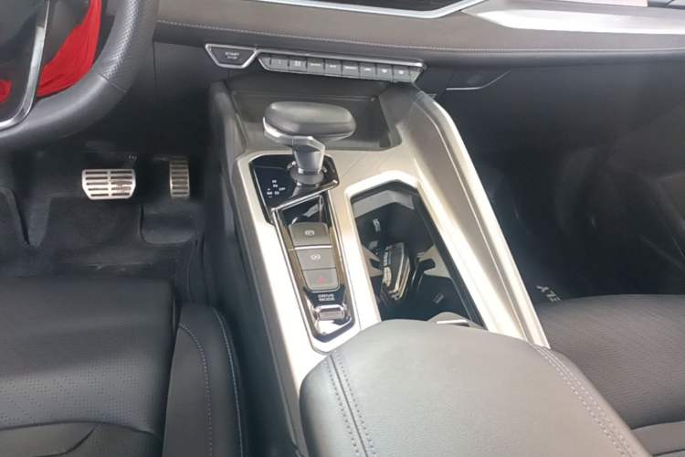 Used Geely Auto Preface 2024 2.0TD Qingyun Edition Gear Lever