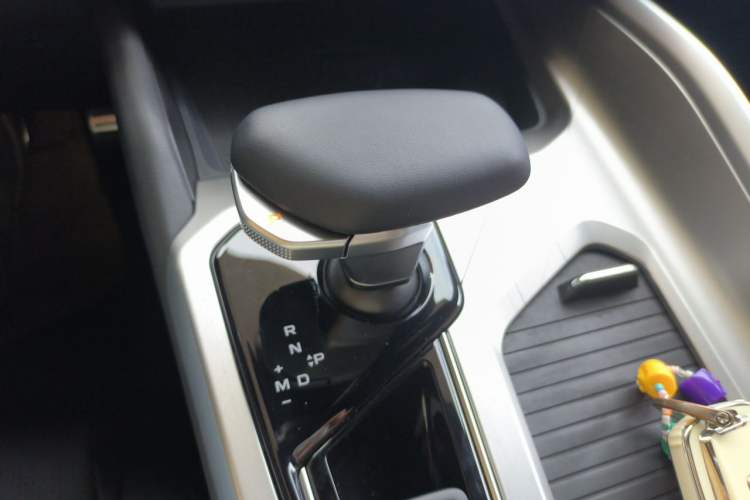 Used Geely Auto Preface 2024 2.0TD Xiaohan Edition Gear Lever