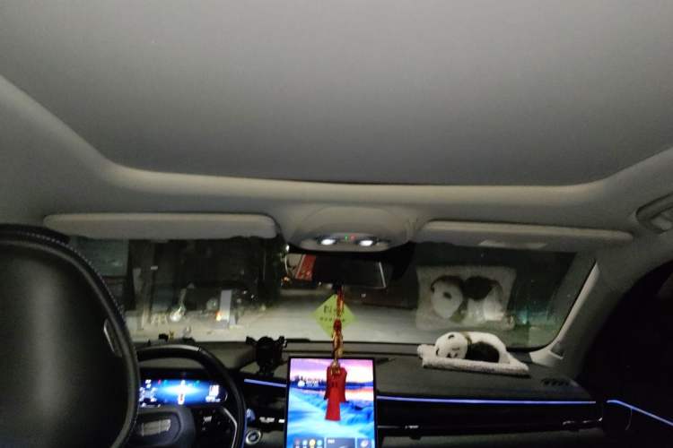 Used Geely Auto Preface 2024 Zhiqing 1.5TD Galaxy Edition Headliner