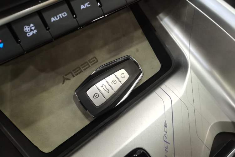 Used Geely Auto Preface 2024 2.0TD Qingyun Edition Interior 1