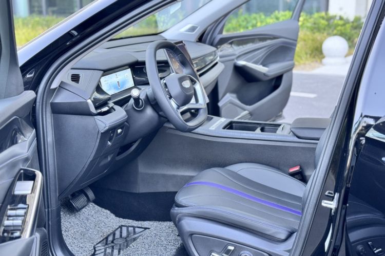 Used Geely Auto Preface 2024 Zhiqing 1.5TD Galaxy Edition Interior 2