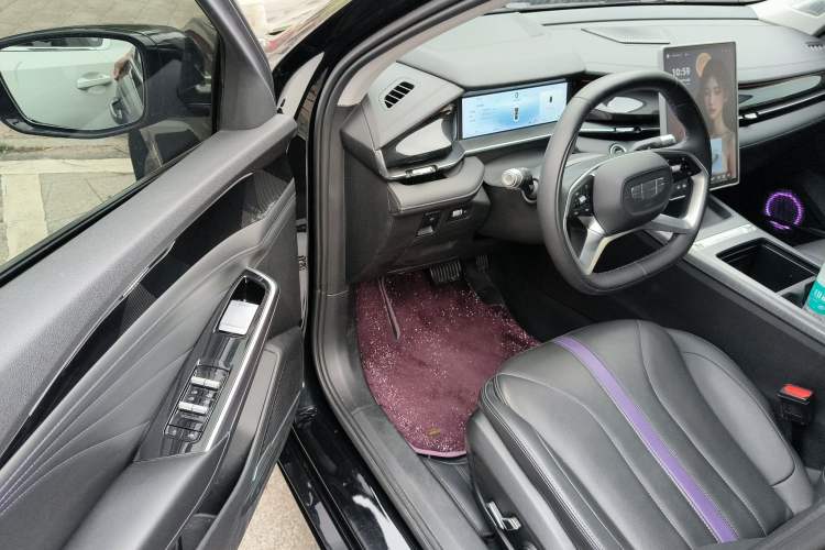 Used Geely Auto Preface 2024 Zhiqing 1.5TD Xingyun Edition Interior 3