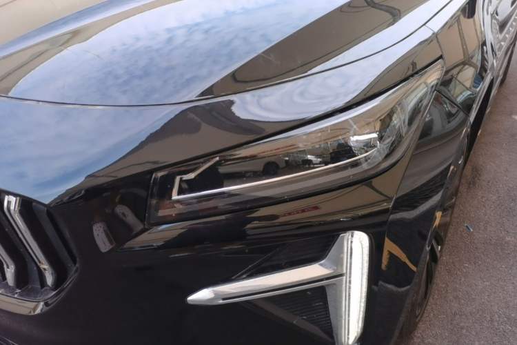 Used Geely Auto Preface 2024 Zhiqing 1.5TD Galaxy Edition Left Front Headlight