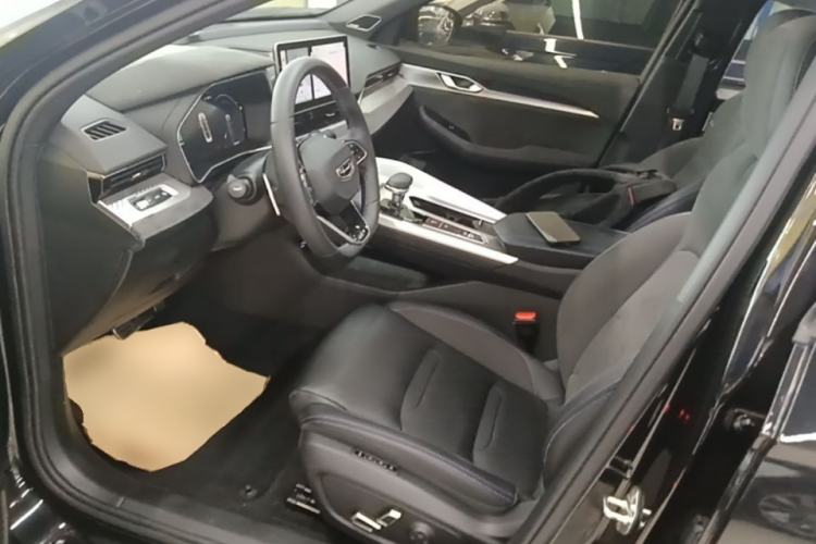 Used Geely Auto Preface 2024 2.0TD Qingyun Edition Left Front Seat