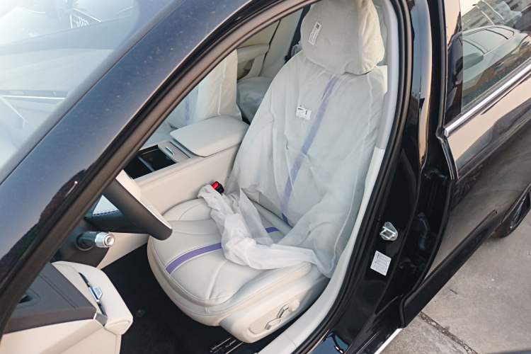 Used Geely Auto Preface 2024 Zhiqing 1.5TD Tiangong Edition Left Front Seat