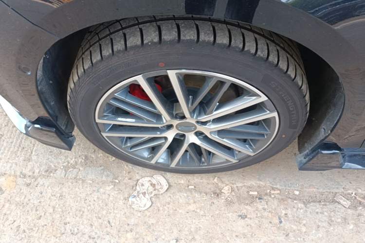 Used Geely Auto Preface 2024 2.0TD Qingyun Edition Left Front Wheel Hub