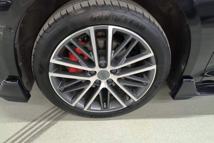 Used Geely Auto Preface 2024 2.0TD Qingyun Edition Left Front Wheel Hub
