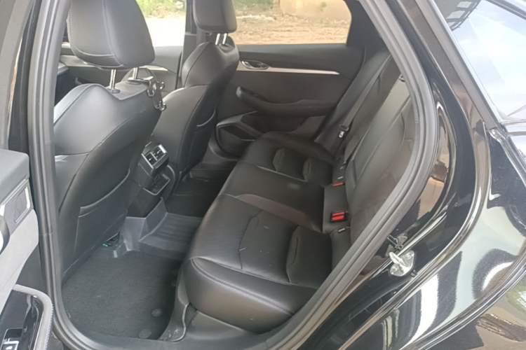Used Geely Auto Preface 2024 2.0TD Qingyun Edition Left Rear Seat
