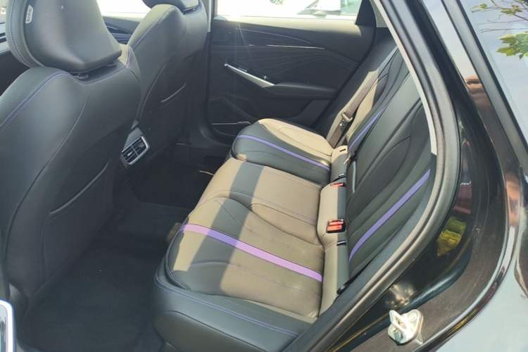 Used Geely Auto Preface 2024 Zhiqing 1.5TD Galaxy Edition Left Rear Seat