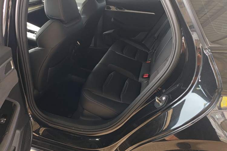 Used Geely Auto Preface 2024 2.0TD Qingyun Edition Left Rear Seat