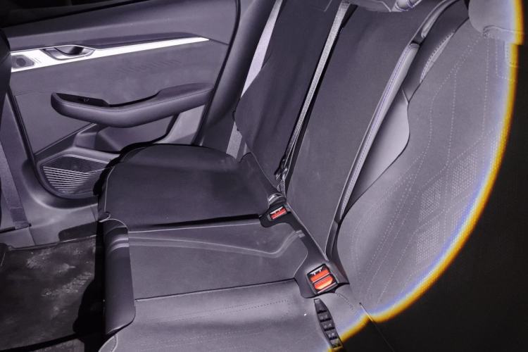 Used Geely Auto Preface 2024 2.0TD Qingyun Edition Left Rear Seat