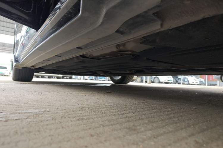 Used Geely Auto Preface 2024 2.0TD Qingyun Edition Left Side Sill