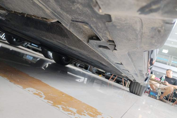 Used Geely Auto Preface 2024 2.0TD Xiaohan Edition Left Side Sill
