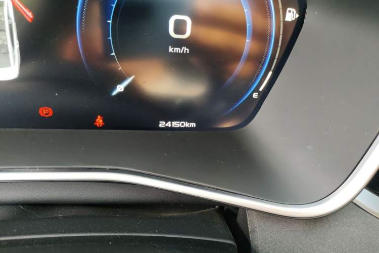 Used Geely Auto Preface 2024 2.0TD Xiaohan Edition Odometer Close Up