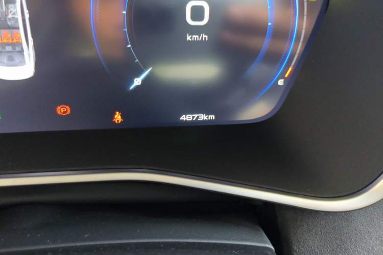 Used Geely Auto Preface 2024 2.0TD Xiaohan Edition Odometer Close Up