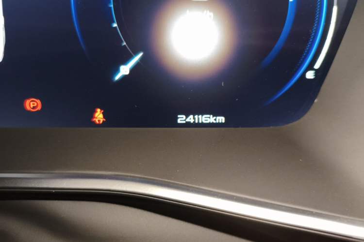 Used Geely Auto Preface 2024 2.0TD Qingyun Edition Odometer Close Up