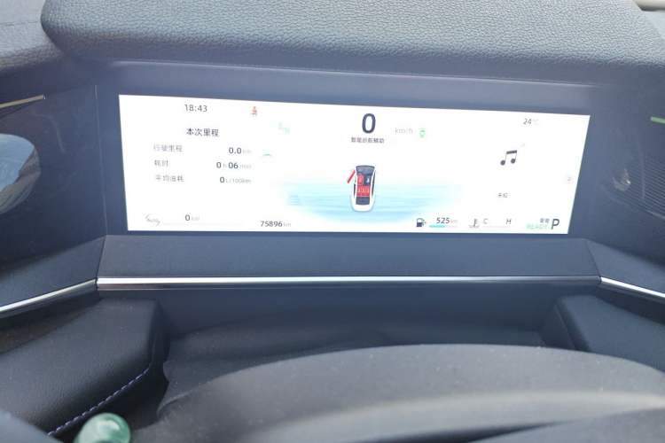 Used Geely Auto Preface 2024 Zhiqing 1.5TD Galaxy Edition Odometer Close Up