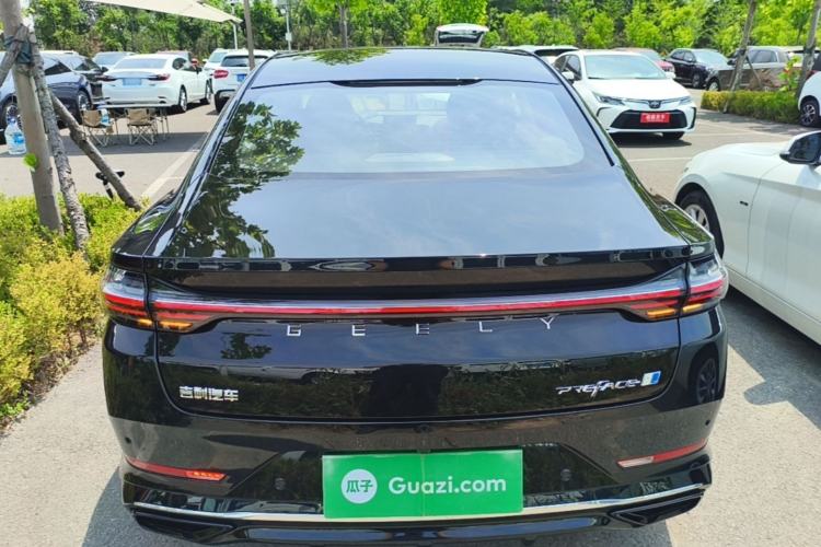 Used Geely Auto Preface 2024 Zhiqing 1.5TD Galaxy Edition Rear