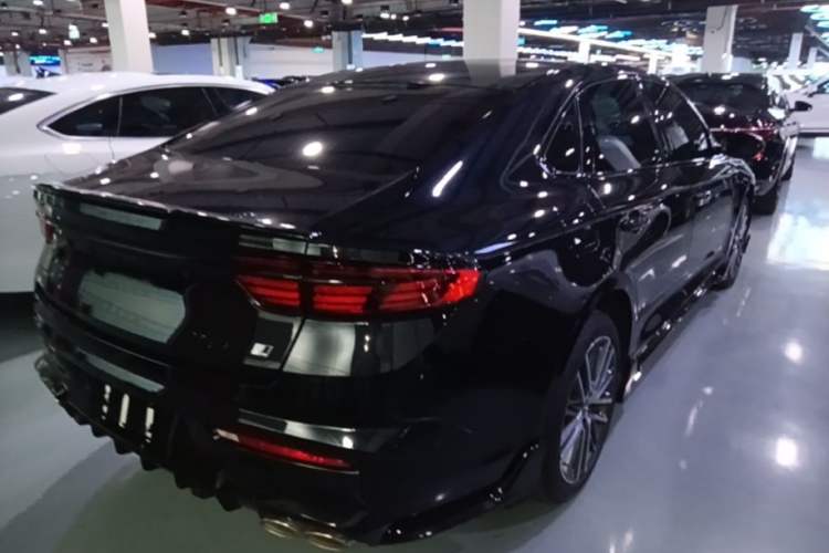 Used Geely Auto Preface 2024 2.0TD Qingyun Edition Rear Right 45 Deg