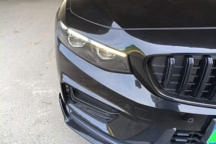 Used Geely Auto Preface 2024 2.0TD Xiaohan Edition Right Front Headlight