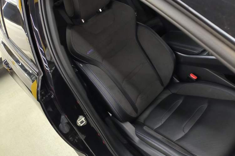 Used Geely Auto Preface 2024 2.0TD Qingyun Edition Right Front Seat