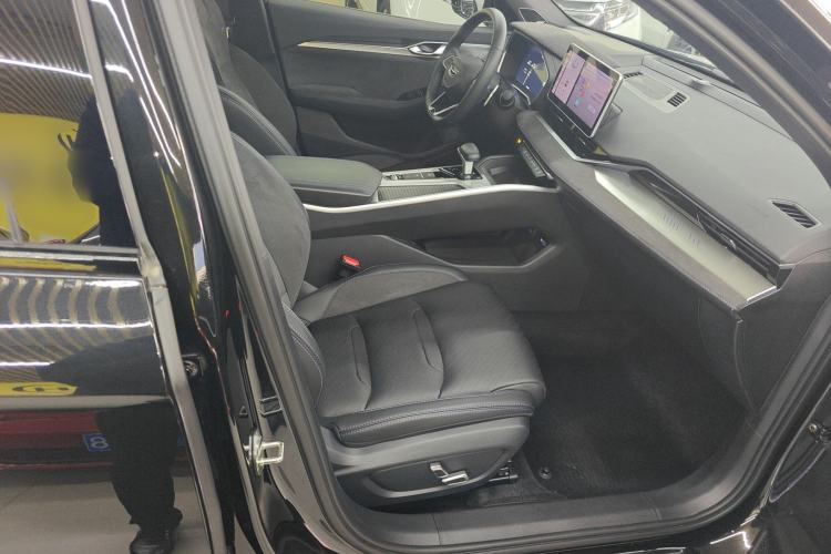Used Geely Auto Preface 2024 2.0TD Qingyun Edition Right Front Seat
