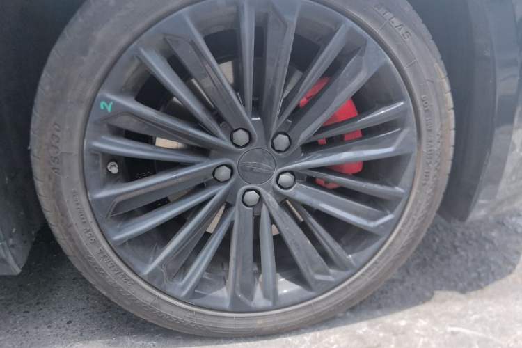 Used Geely Auto Preface 2024 Zhiqing 1.5TD Galaxy Edition Right Front Wheel Hub