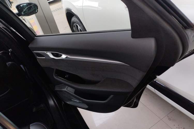 Used Geely Auto Preface 2024 2.0TD Xiaohan Edition Right Rear Door Interior
