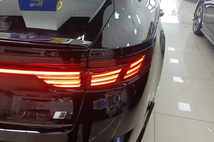 Used Geely Auto Preface 2024 2.0TD Qingyun Edition Right Rear Taillight