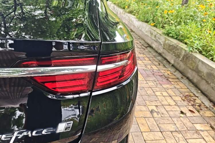 Used Geely Auto Preface 2024 1.5TD Dragon Edition Right Rear Taillight