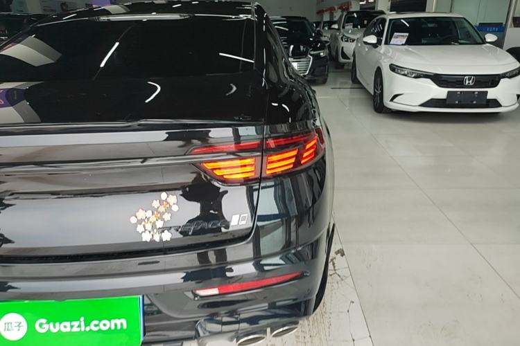 Used Geely Auto Preface 2024 2.0TD Xiaohan Edition Right Rear Taillight