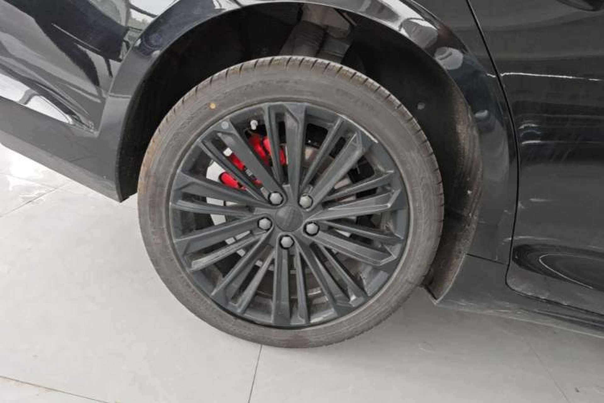 Used Geely Auto Preface 2024 Zhiqing 1.5TD Galaxy Edition Right Rear Wheel Hub