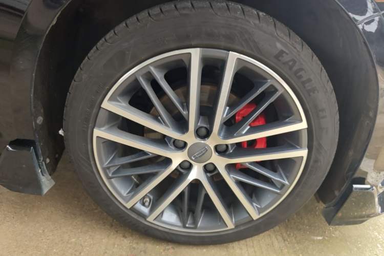Used Geely Auto Preface 2024 2.0TD Qingyun Edition Right Rear Wheel Hub