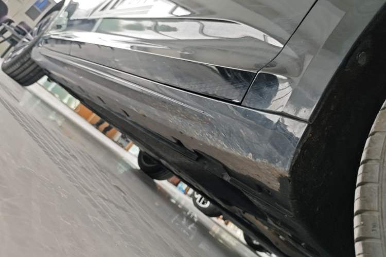 Used Geely Auto Preface 2024 Zhiqing 1.5TD Galaxy Edition Right Side Sill