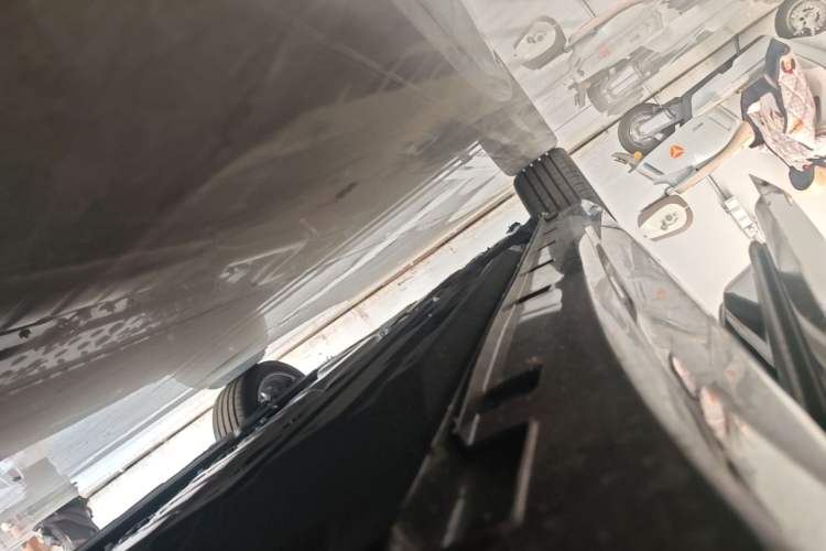 Used Geely Auto Preface 2024 Zhiqing 1.5TD Galaxy Edition Right Side Sill
