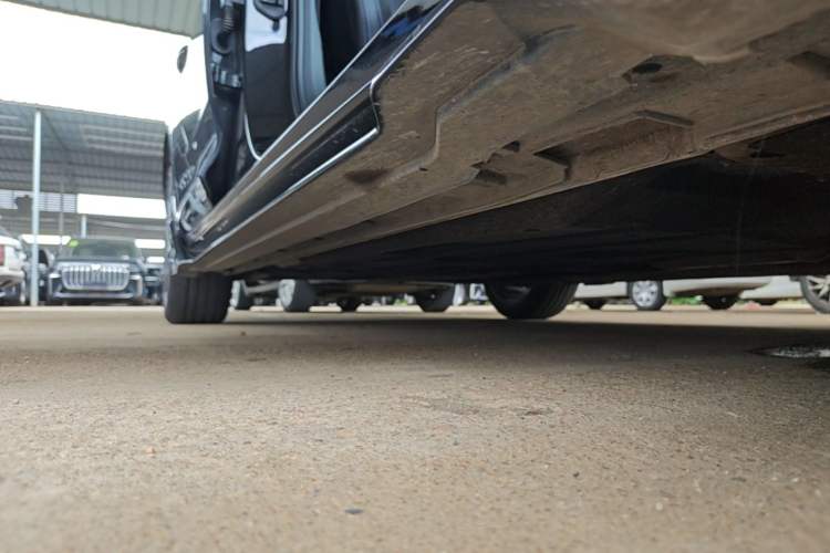 Used Geely Auto Preface 2024 2.0TD Qingyun Edition Right Side Sill