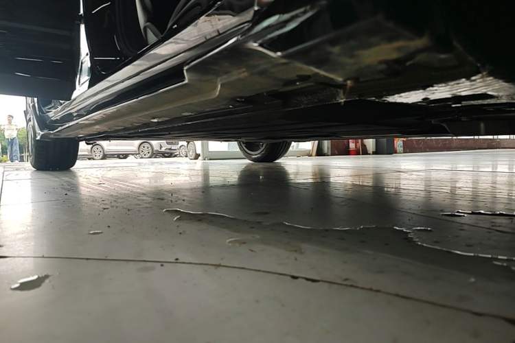 Used Geely Auto Preface 2024 2.0TD Xiaohan Edition Right Side Sill