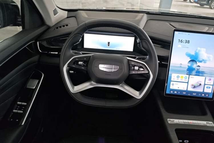 Used Geely Auto Preface 2024 Zhiqing 1.5TD Galaxy Edition Steering Wheel