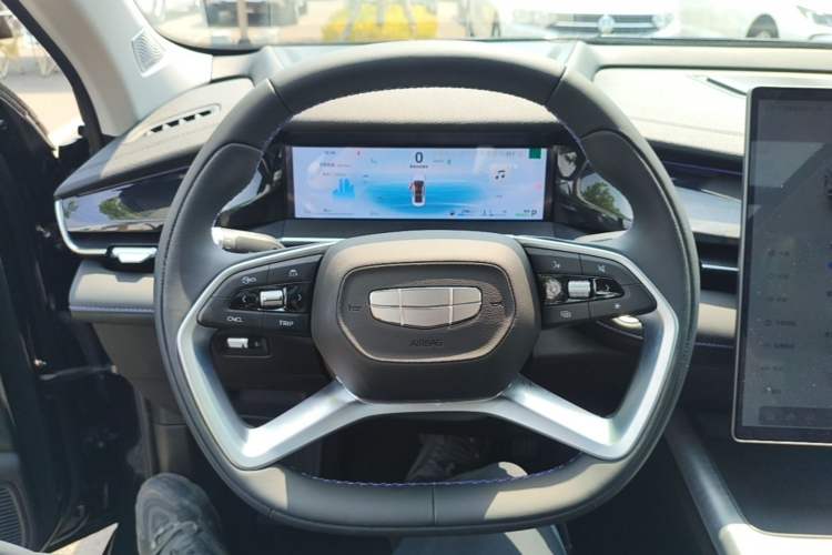 Used Geely Auto Preface 2024 Zhiqing 1.5TD Galaxy Edition Steering Wheel