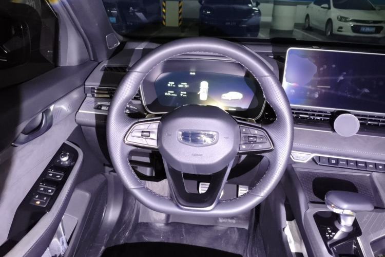 Used Geely Auto Preface 2024 2.0TD Qingyun Edition Steering Wheel