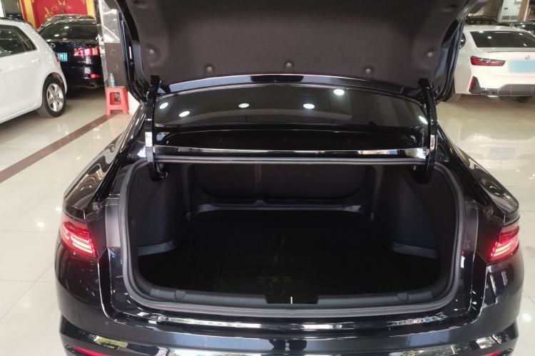 Used Geely Auto Preface 2024 2.0TD Qingyun Edition Trunk