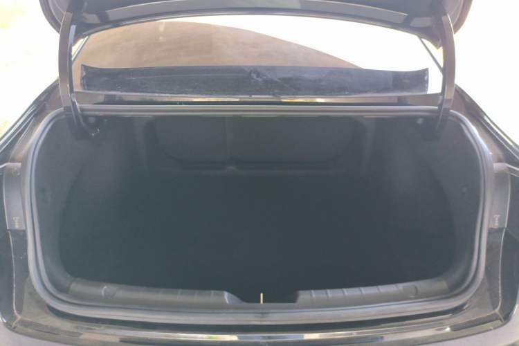 Used Geely Auto Preface 2024 2.0TD Xiaohan Edition Trunk