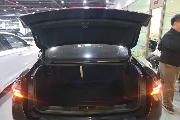Used Geely Auto Preface 2024 Zhiqing 1.5TD Tiangong Edition Trunk