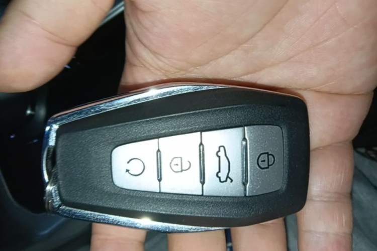 Used Geely Auto Preface 2024 2.0TD Qingyun Edition Vehicle Key
