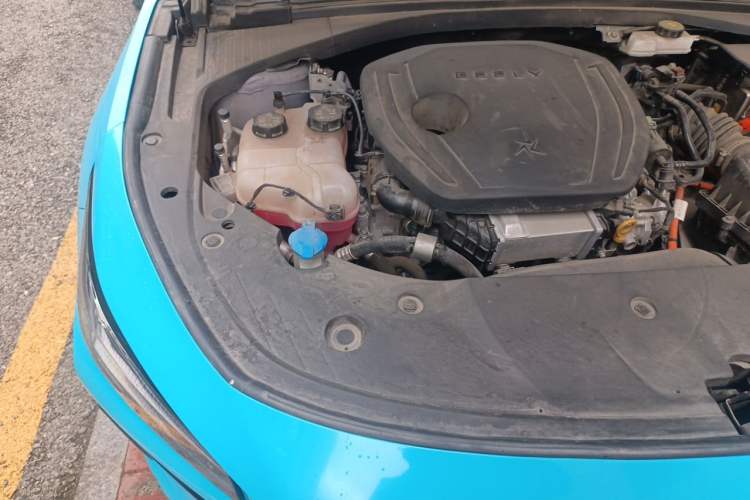 Used Geely Auto Preface 2024 Zhiqing 1.5TD Tiangong Edition Engine Bay Right